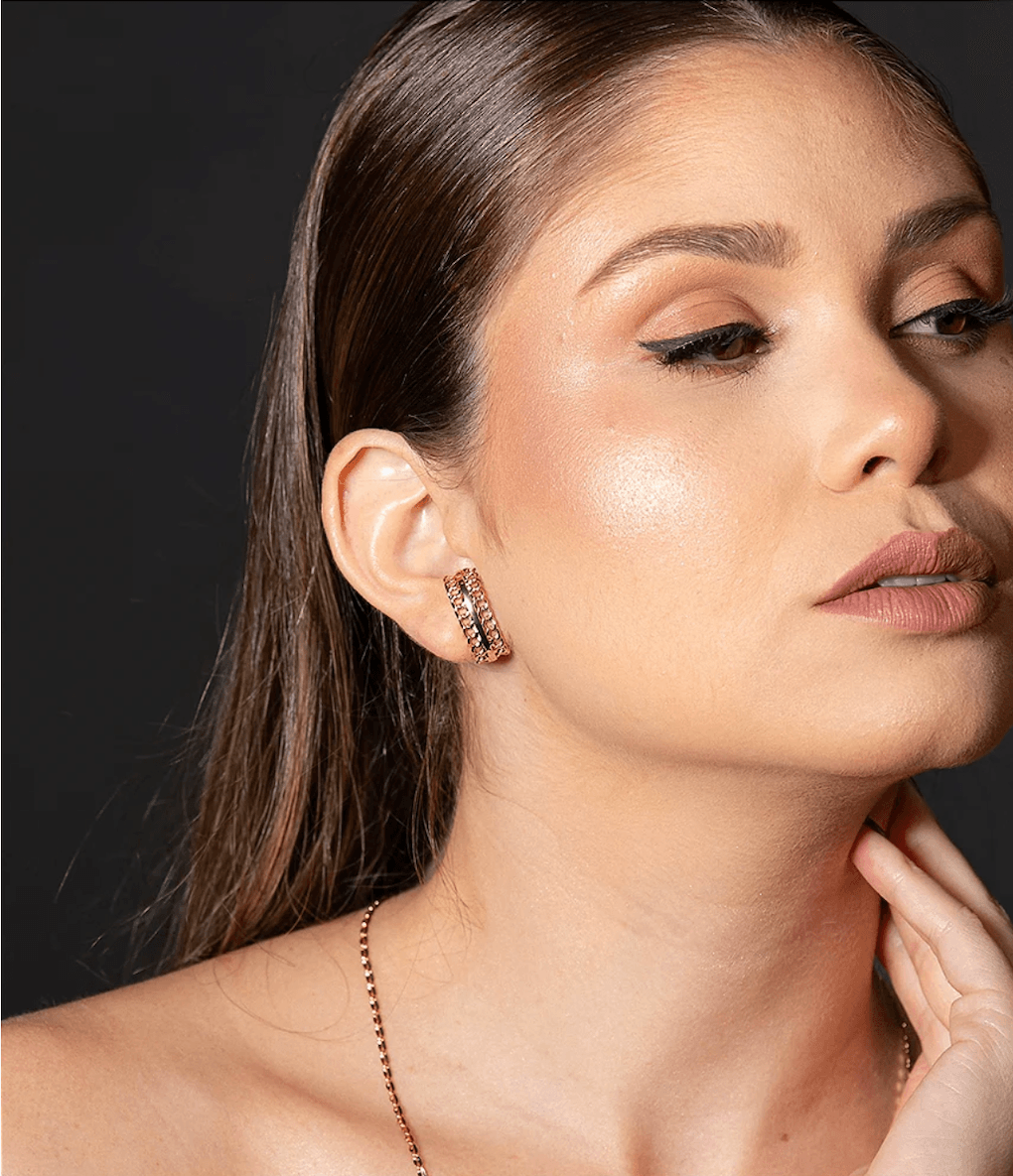 Brinco EARHOOK CORRENTE