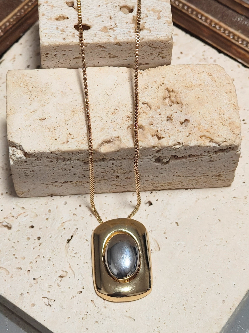 Colar CAPSULA DUO