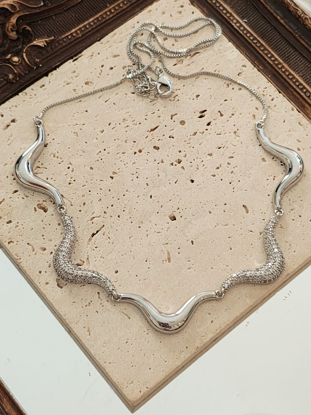Conjunto SHINE WAVES