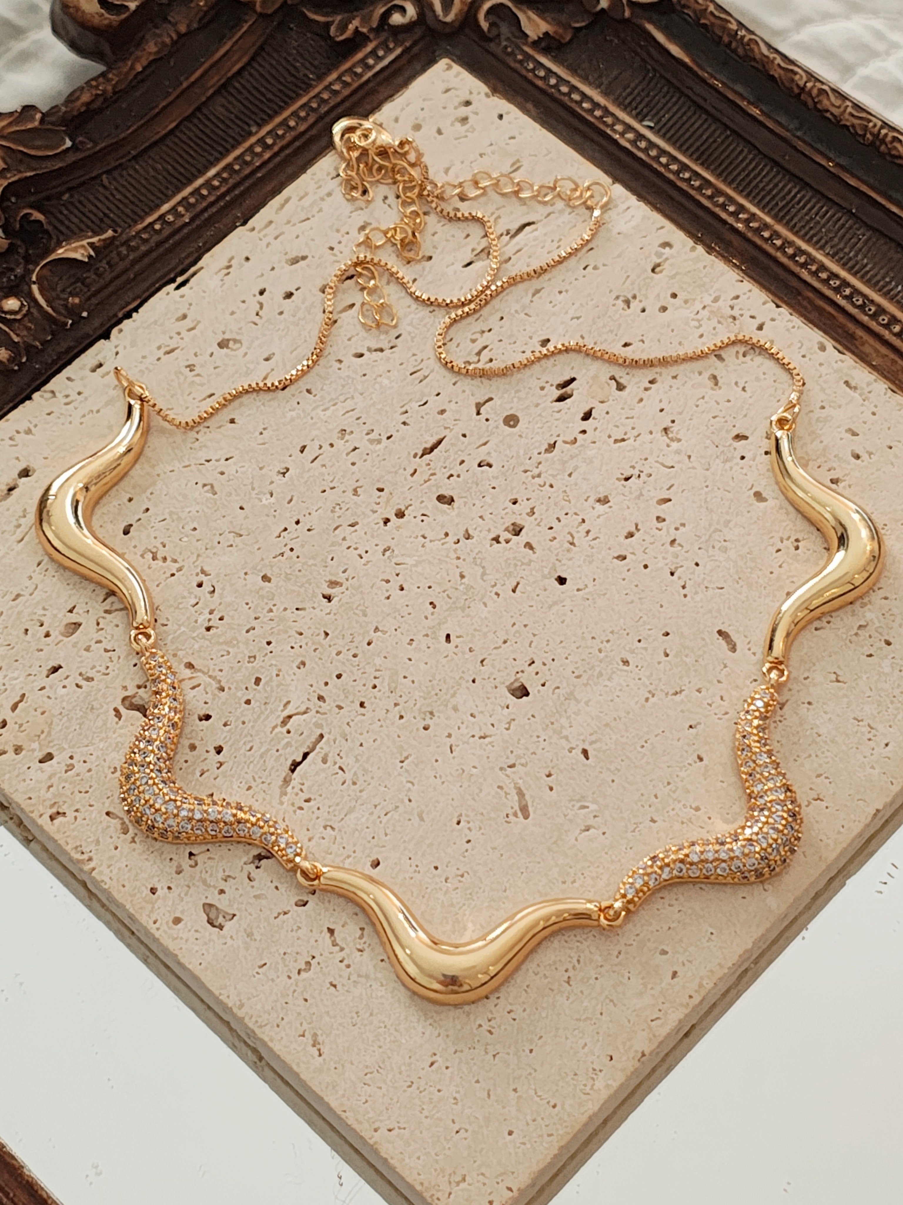 Conjunto SHINE WAVES